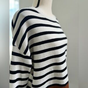 Dee Elly Striped Pullover Sweater - Size Small